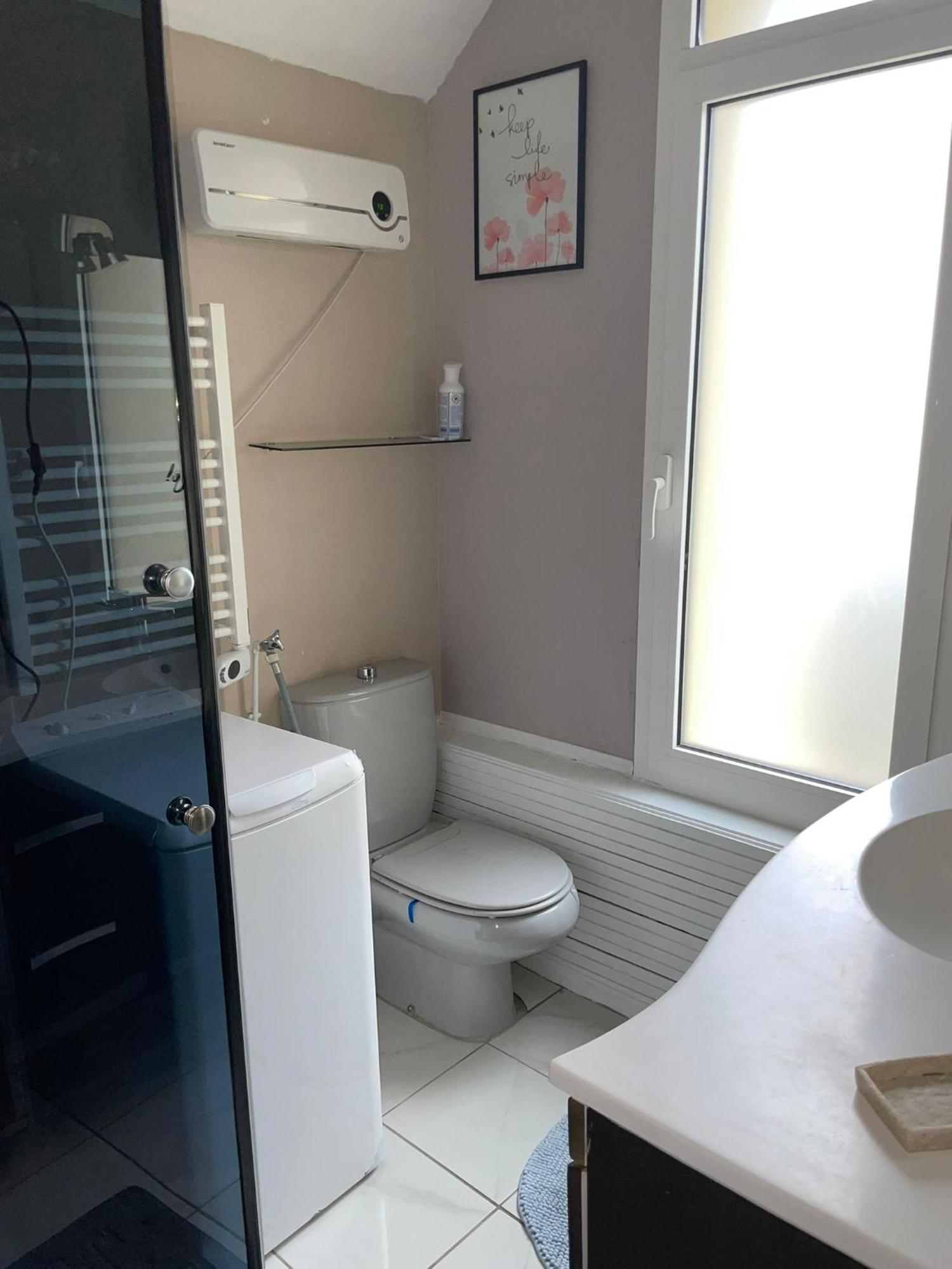 Maison De Village Familiale Et Conviviale. Hébergement de vacances